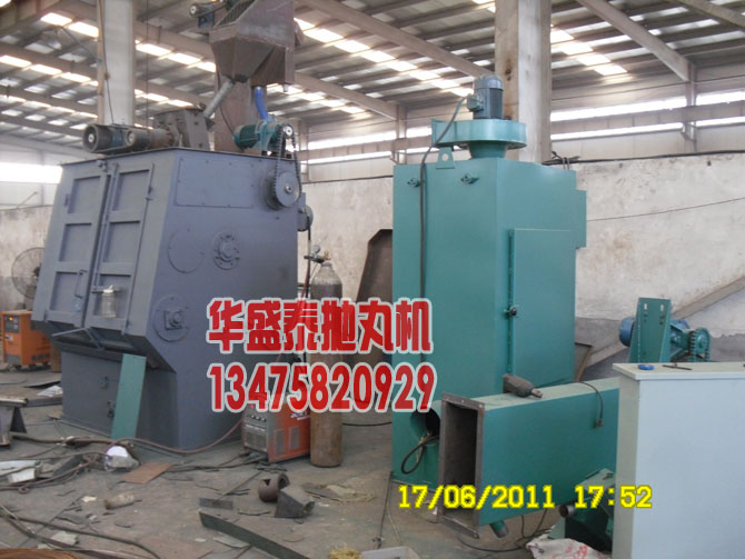 華盛泰拋丸機(jī)除塵器，左邊為待發(fā)車還沒噴漆的拋丸機(jī)