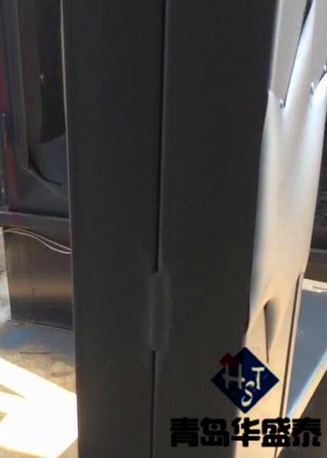 發貨威海吊鉤式拋丸機調試完畢拋丸效果現場圖