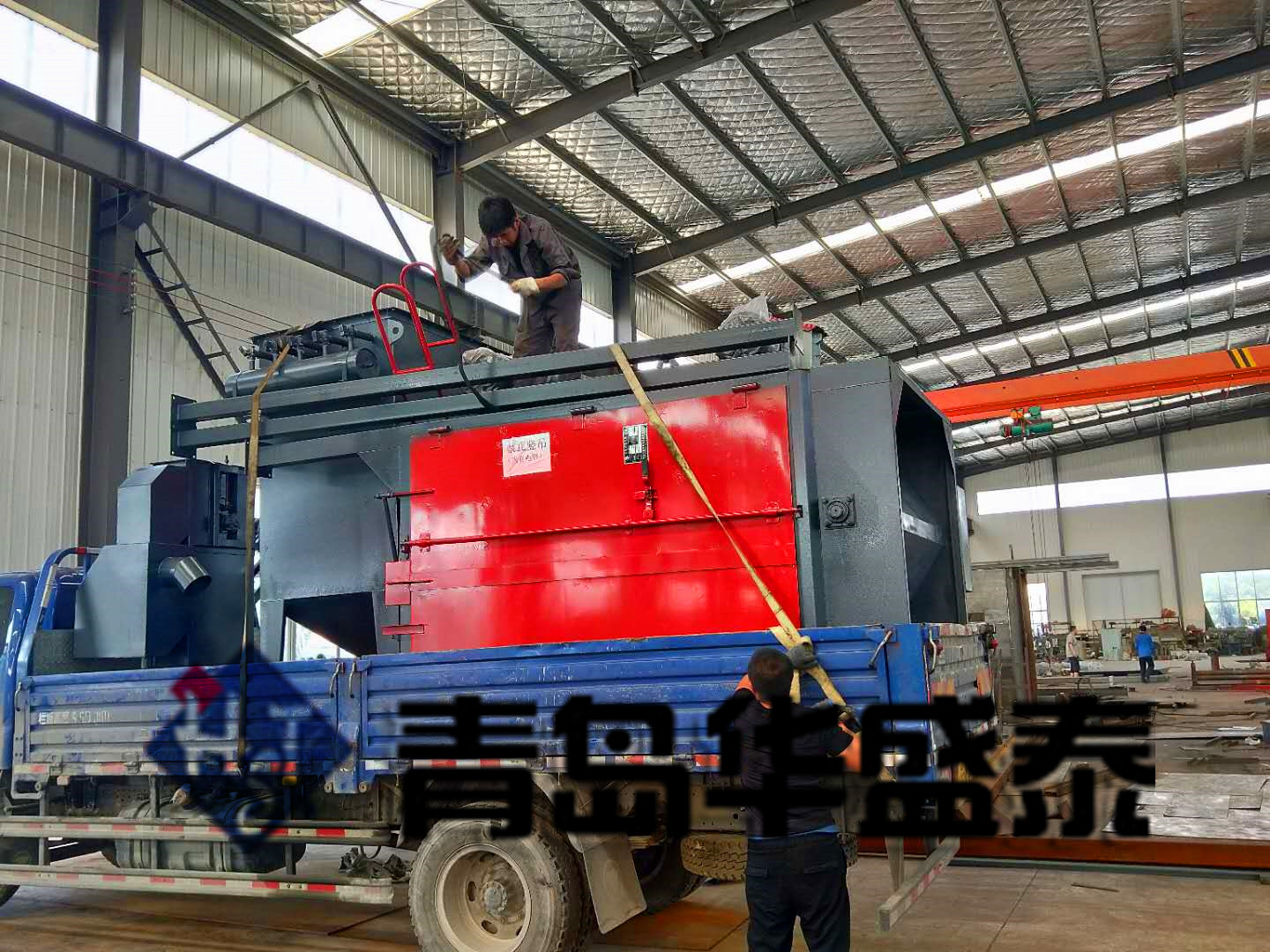 2018發往山東臨沂吊鉤式378拋丸機