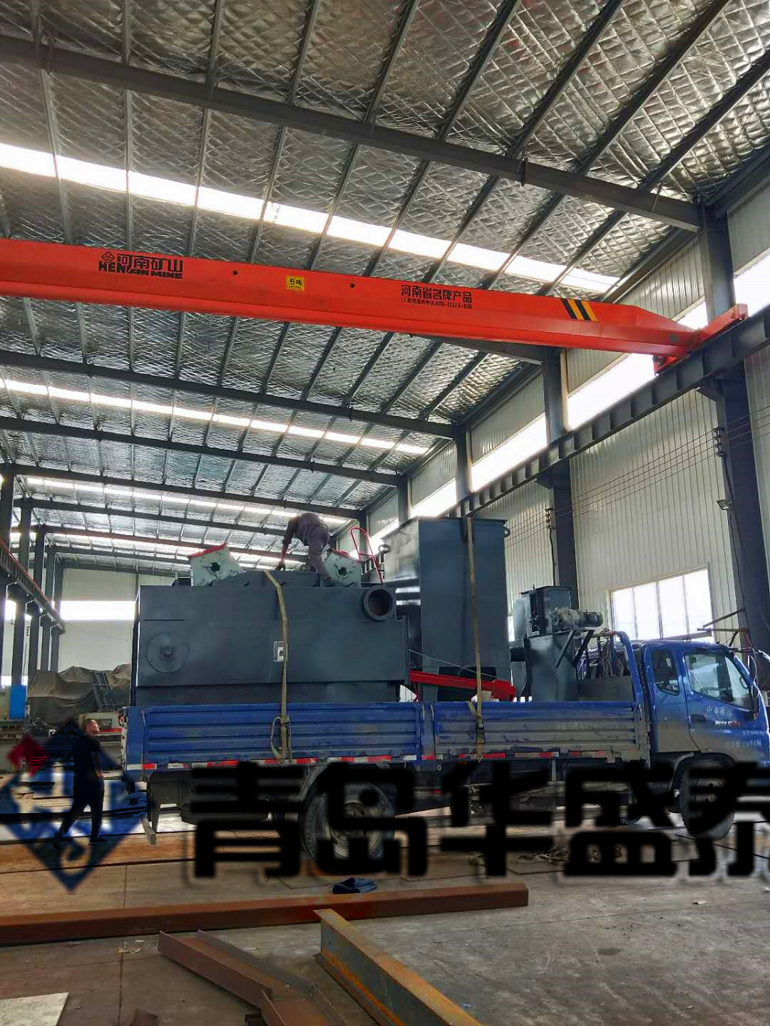 2018發往山東臨沂吊鉤式378拋丸機