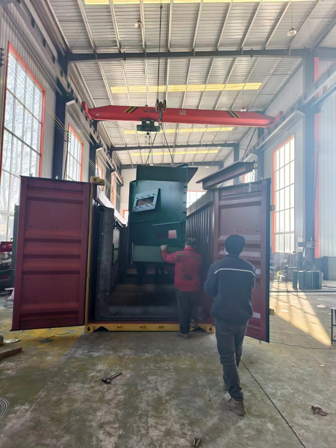 履帶通過(guò)打砂機(jī)_履帶式制砂機(jī)_履帶式制砂機(jī)一體式視頻