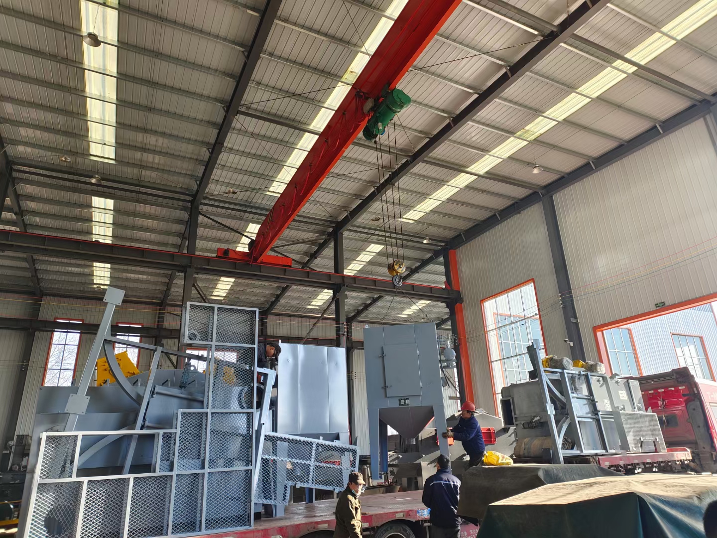 拋丸機漏砂板_鈑金件拋丸打砂機_拋丸機用的鋼砂