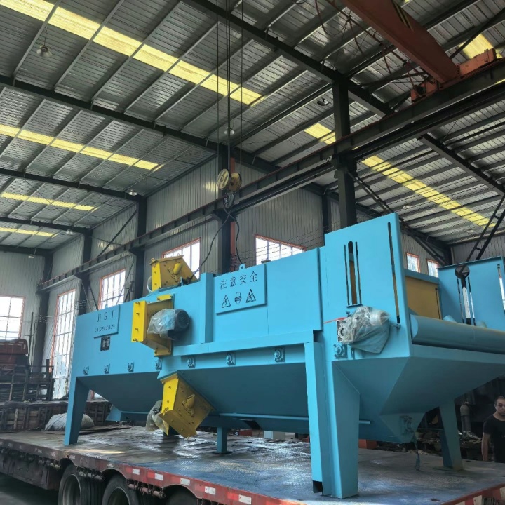 清砂機價格_清砂機是什么樣子的_連續打砂清理機