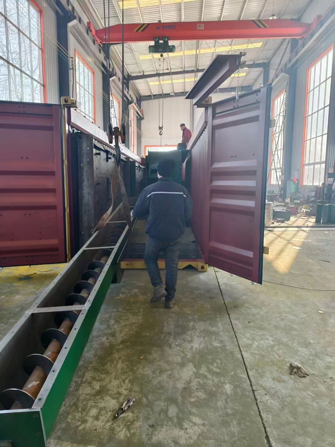 砂輪除銹機_打磨桌椅砂紙_課桌椅打砂除銹機